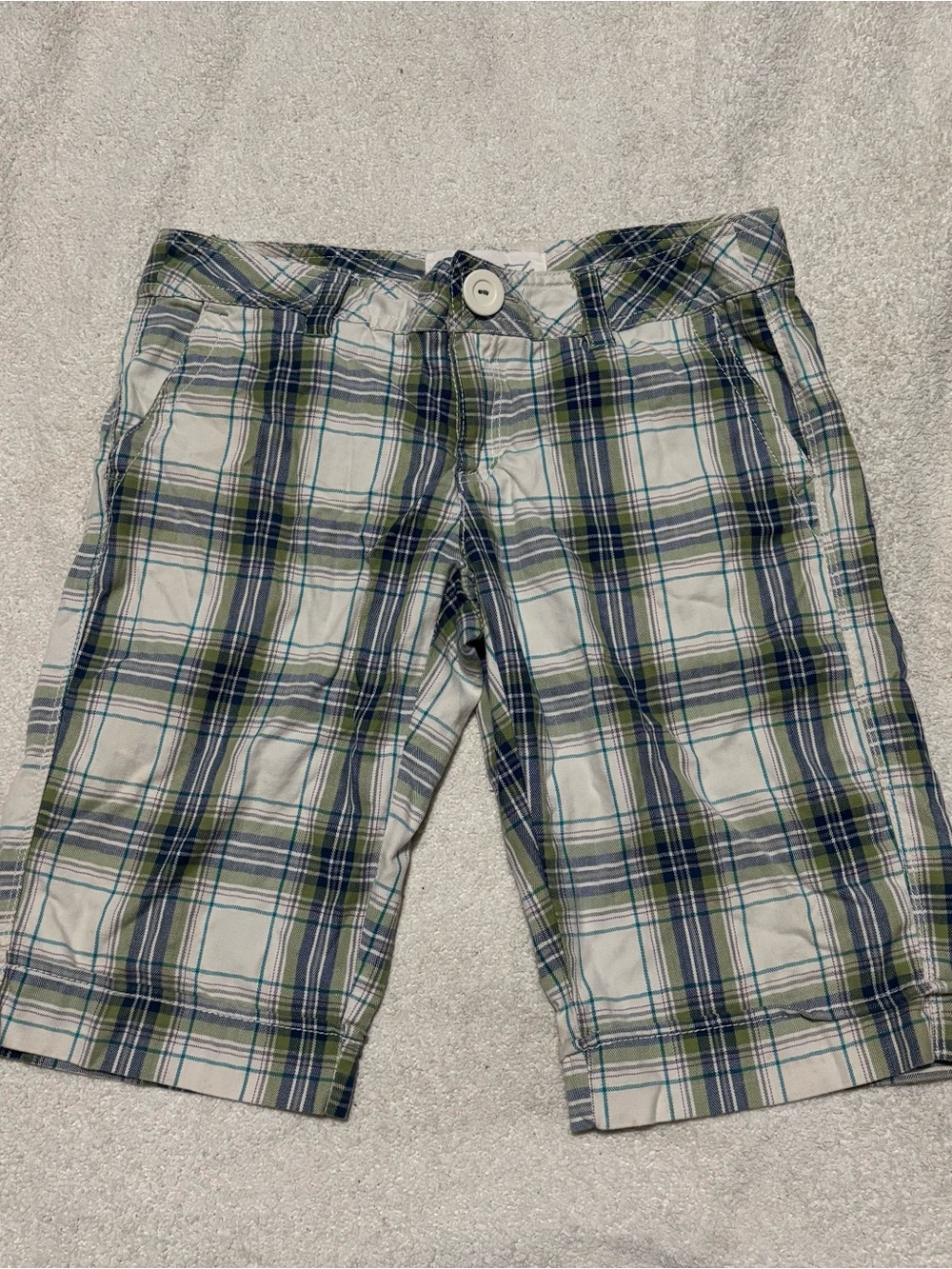 Aeropostale Women's Plaid Shorts early 2000s Y2K size 3/4